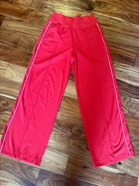 Athleta Wide leg, high waist red pants, medium, VGUC